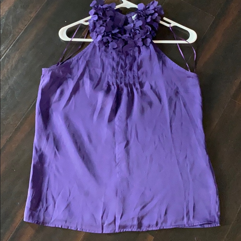 Ladies sleeveless purple top